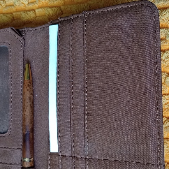 Etienne Aigner EST 1949 Brown Canvas Faux Leather Wallet Classic Design Pre-own - Picture 7 of 12